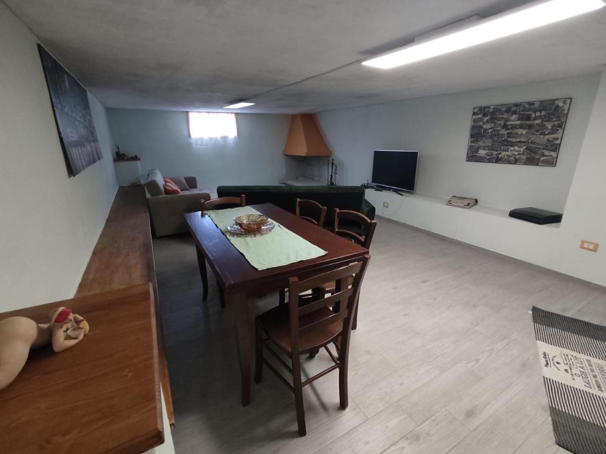 Lorna House Apartment ตอร์โตลี ภายนอก รูปภาพ