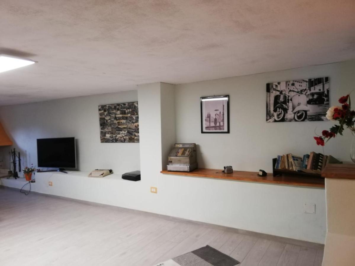 Lorna House Apartment ตอร์โตลี ภายนอก รูปภาพ